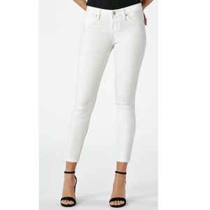 JustFab white high rise skinny jeans size 27, great condition